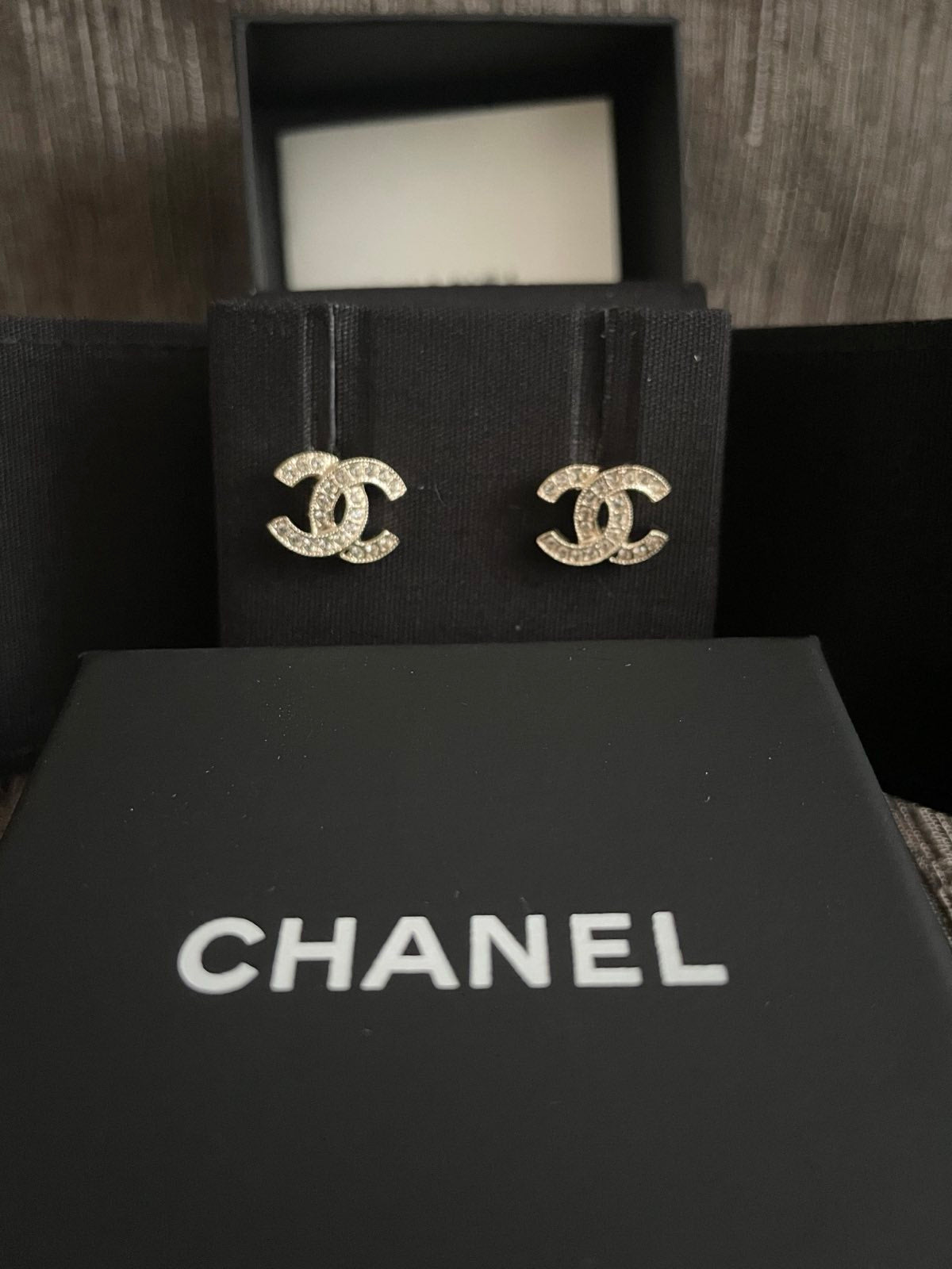 Chanel CC logo earrings