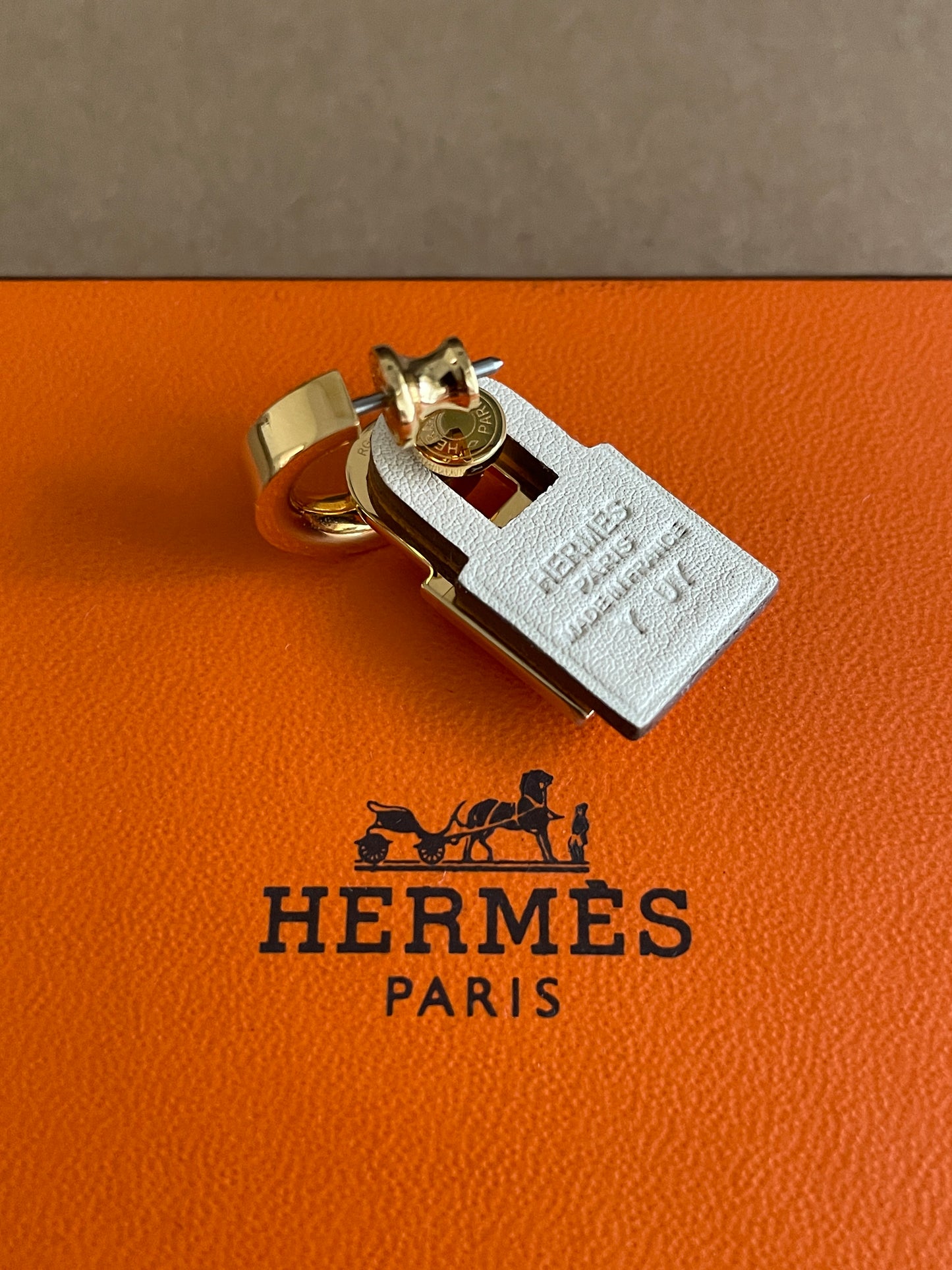 Hermès O'Kelly Earrings Nata