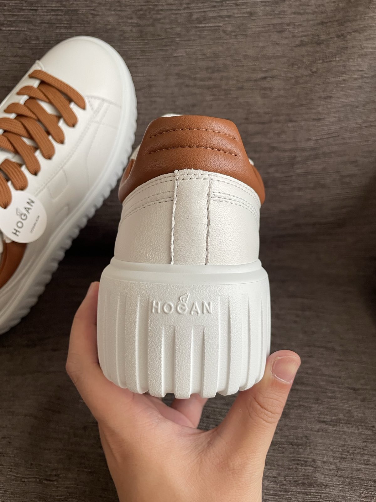 Hogan H-Stripes Sneakers (Tan end)