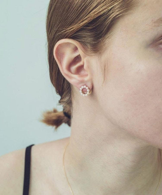 ete Pearl Loop Earrings