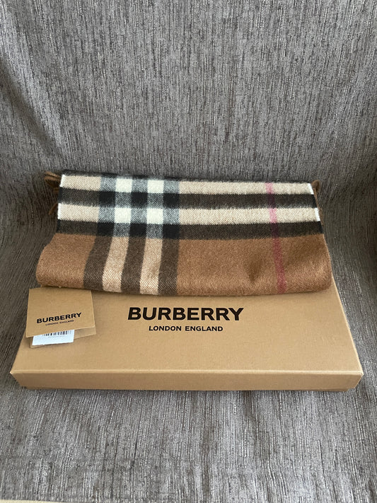 Burberry cashmere scarf