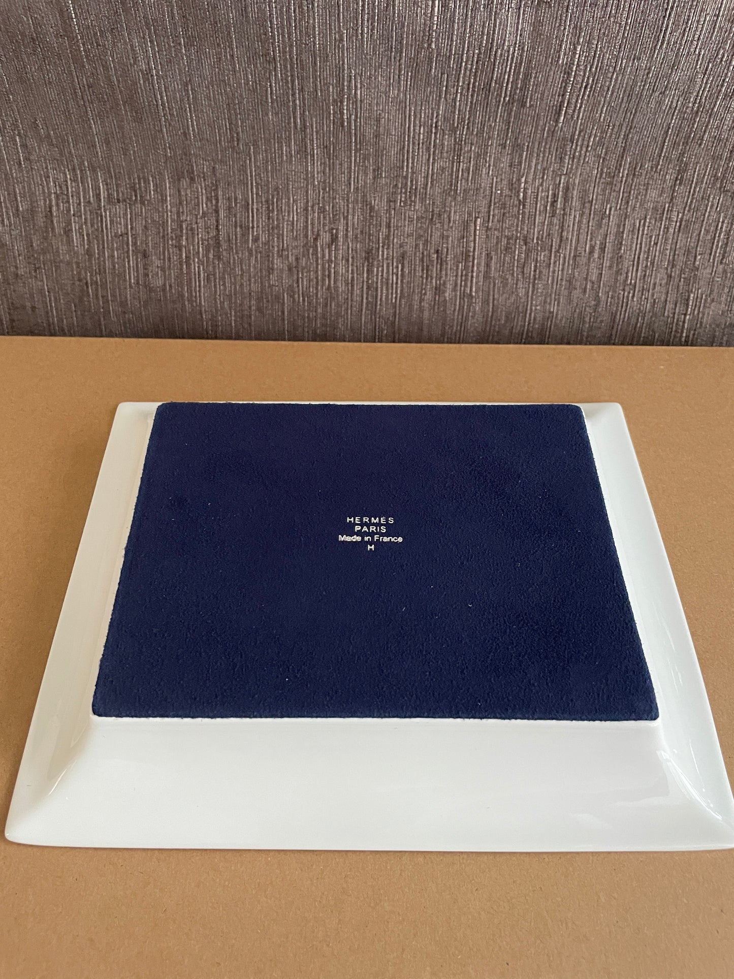 Hermès 飛馬圖案陶瓷Tray
