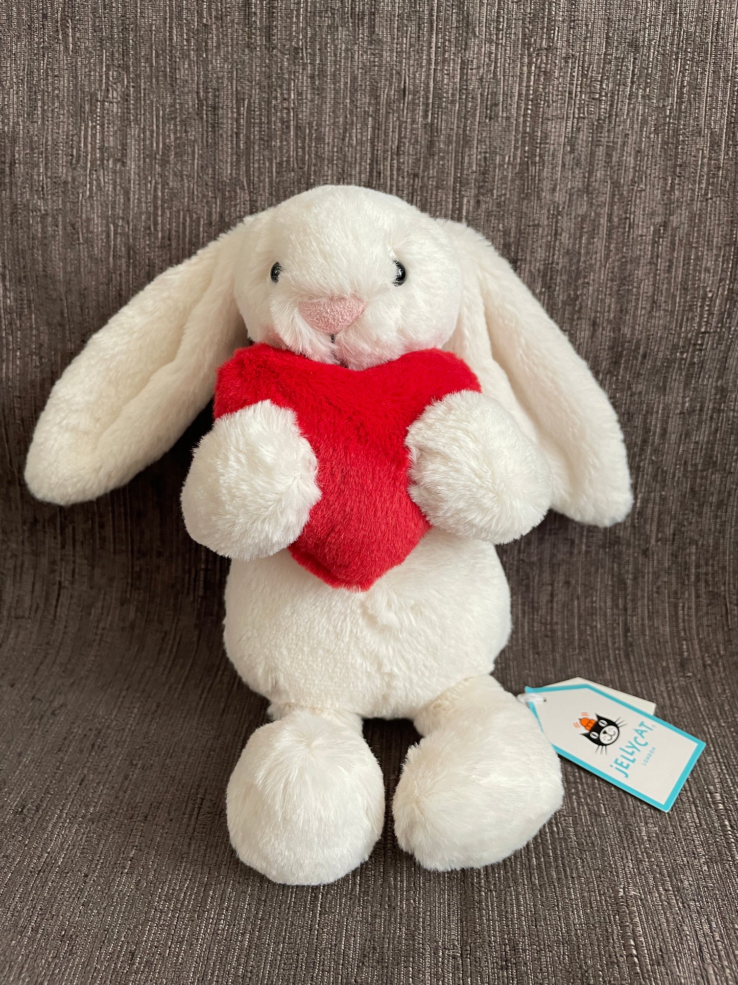 Jellycat bashful red love heart bunny