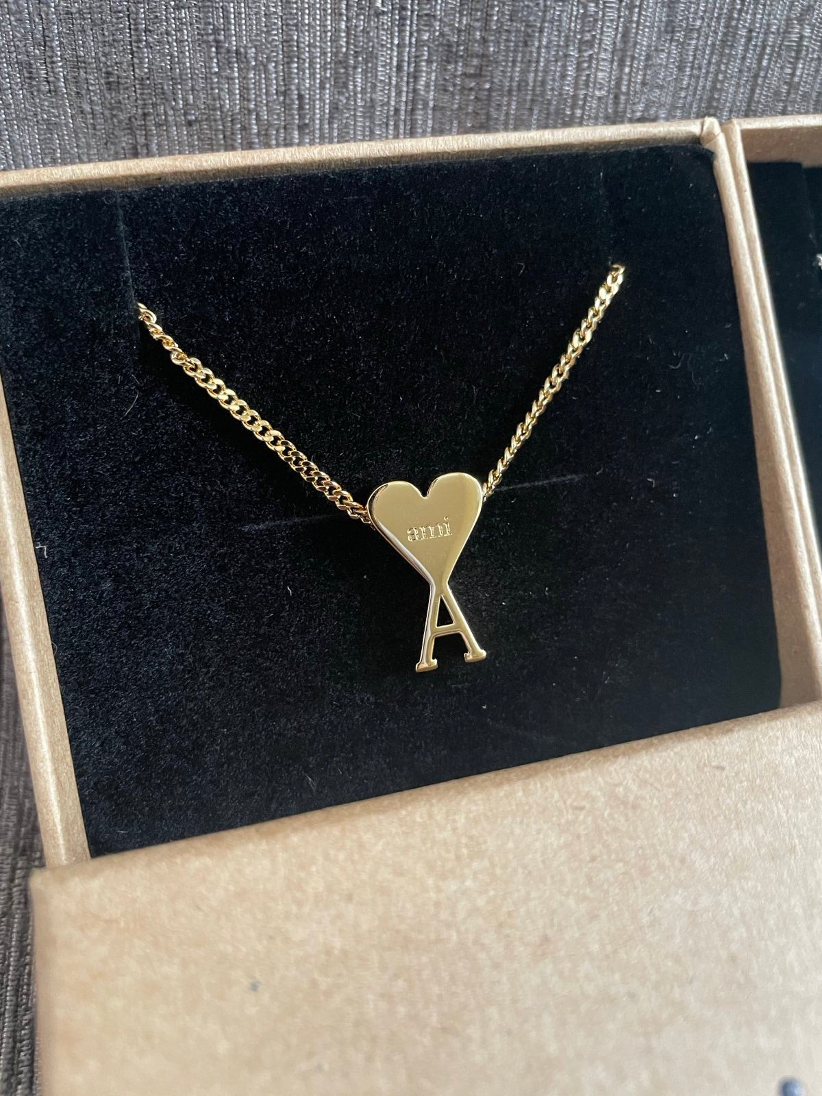 Ami Paris logo necklace (gold)