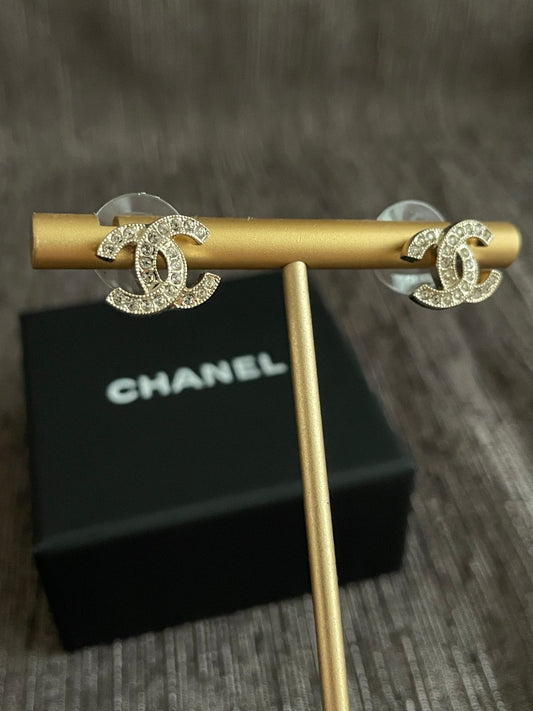 Chanel CC logo earrings
