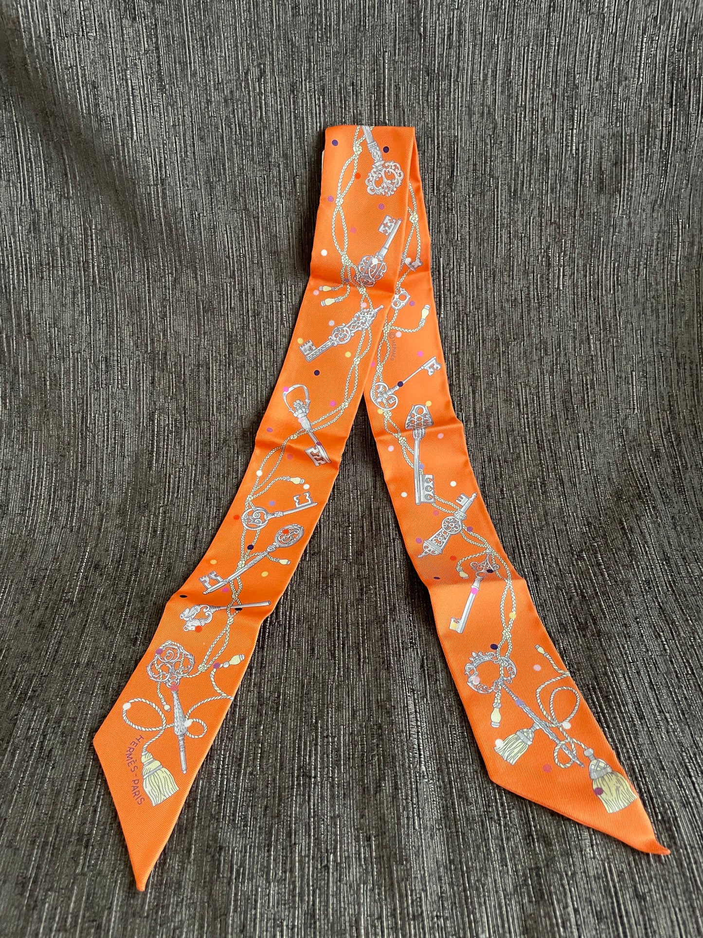 Hermès Twilly 絲巾 (style A)