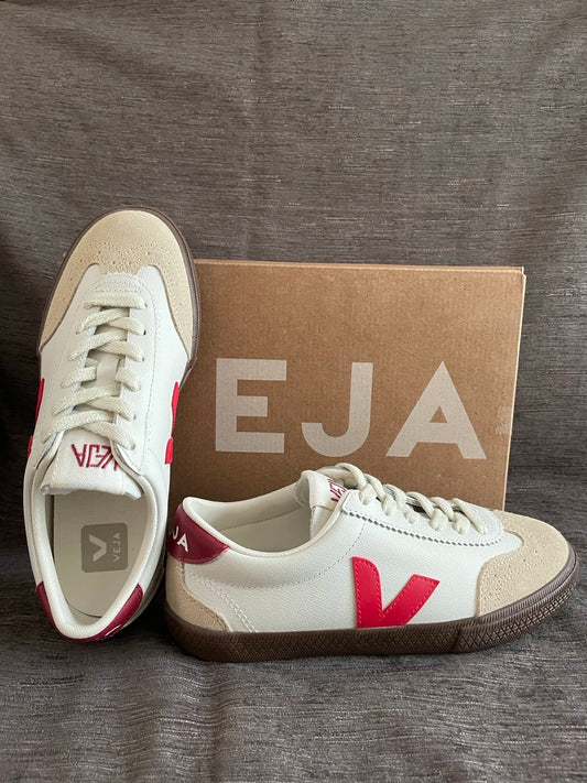 Veja Volley Sneakers