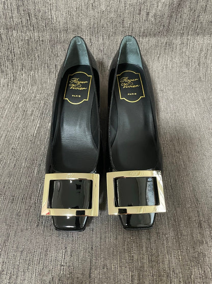 Roger Vivier Trompette Patent Leather Pumps (45mm Black)